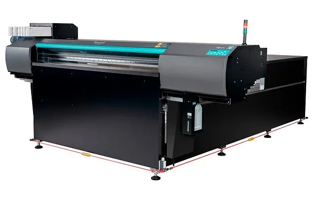 XT-640S-F200 планшетный текстильный принтер Roland серии Texart  рис.1
